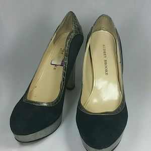 AUDLEY BROOME BLACK AND SILVER SHOES SIZE  71/2 M